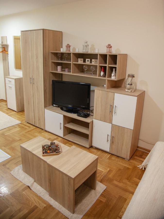 Apartment Vas Raj Novi Sad Exteriör bild