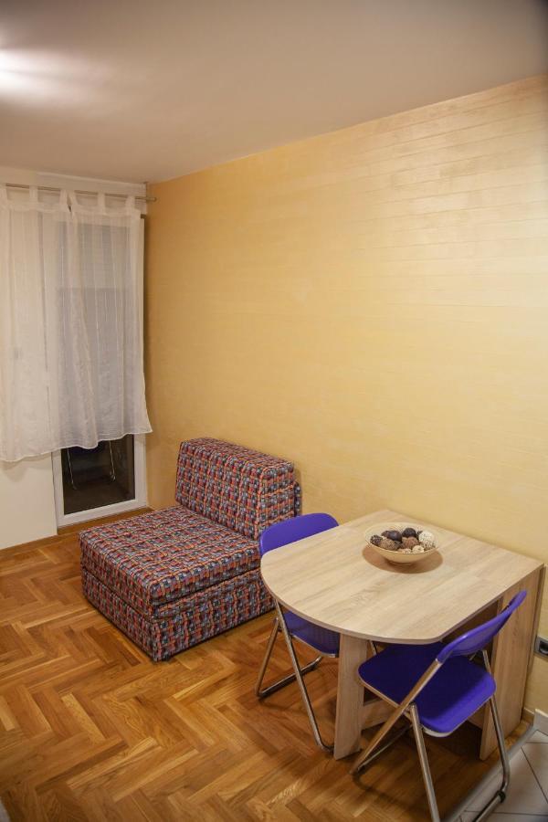 Apartment Vas Raj Novi Sad Exteriör bild