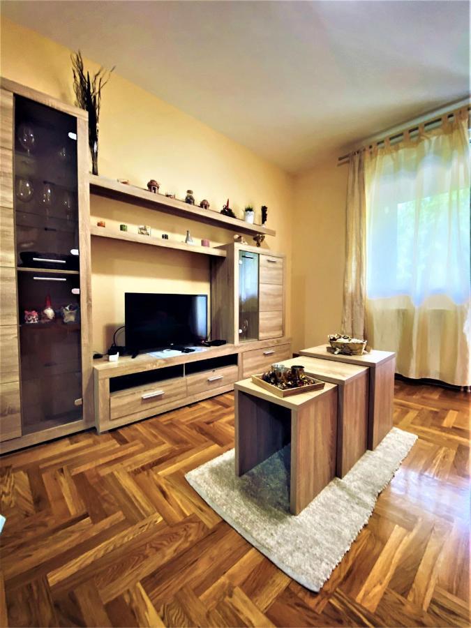 Apartment Vas Raj Novi Sad Exteriör bild